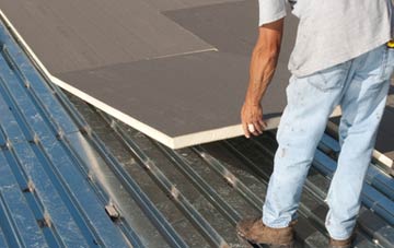benefits of insulating Shaftenhoe End flat roofing